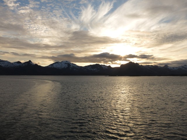 Hurtigruten_2015-06-20_22-23